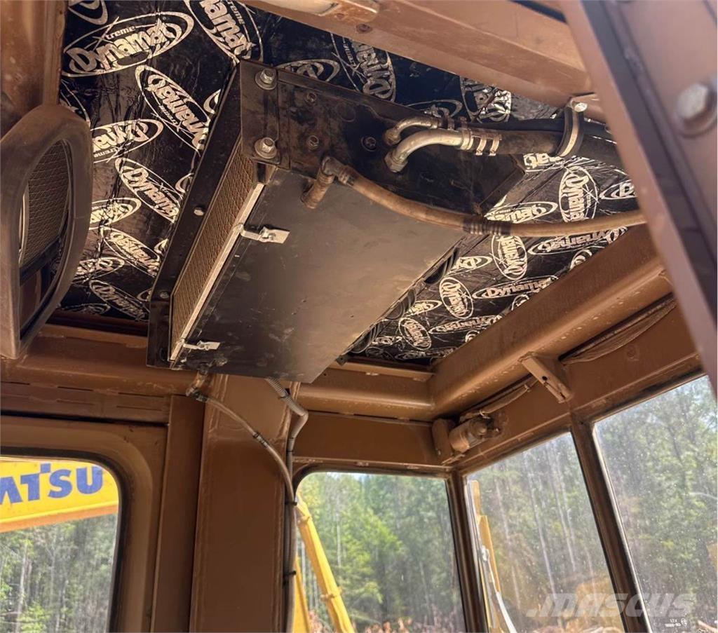 CAT 963 Telakuormaajat