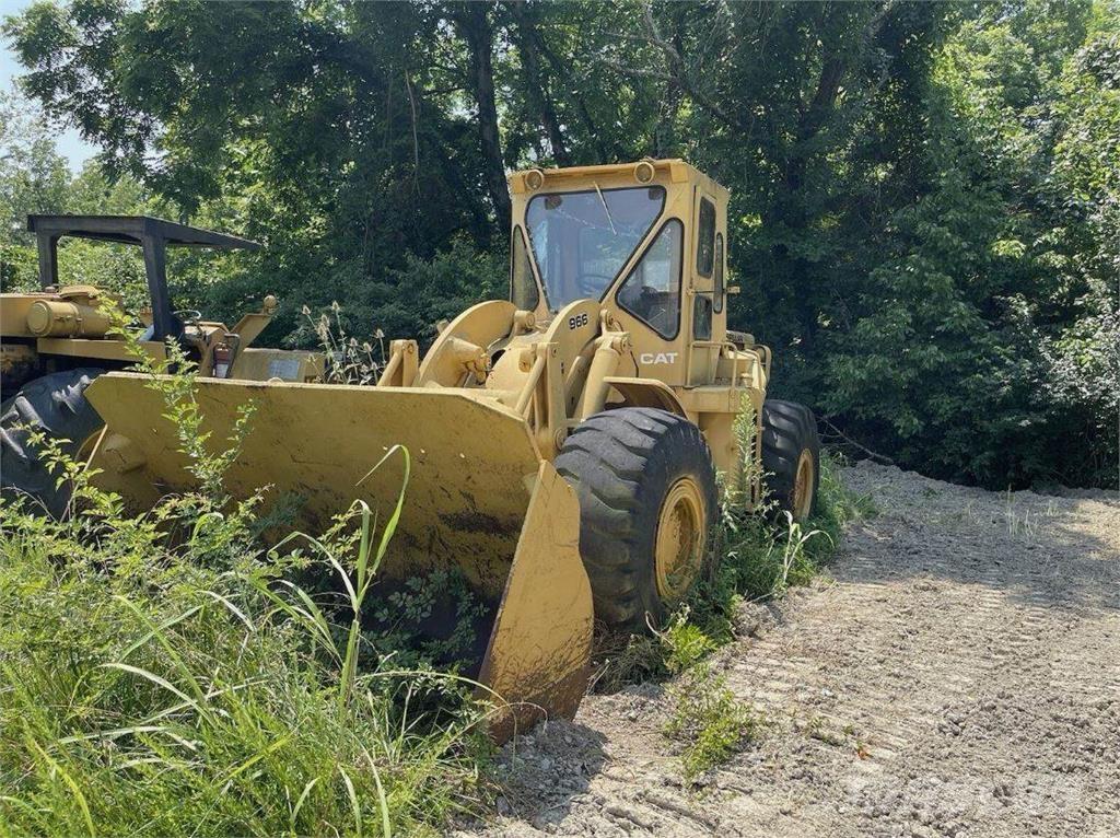 CAT 966 Pyöräkuormaajat