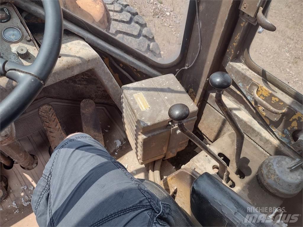 CAT 966C Pyöräkuormaajat