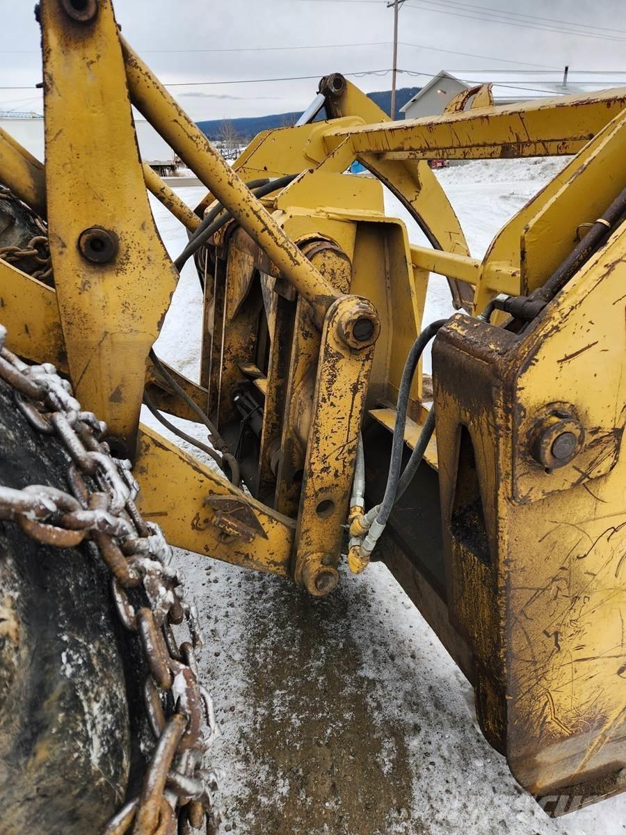 CAT 966C Pyöräkuormaajat