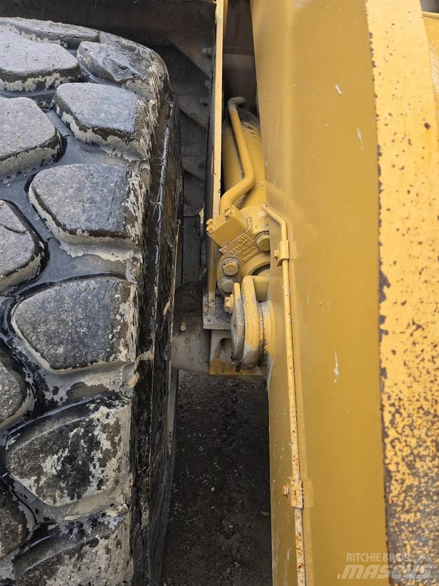 CAT 972H Pyöräkuormaajat