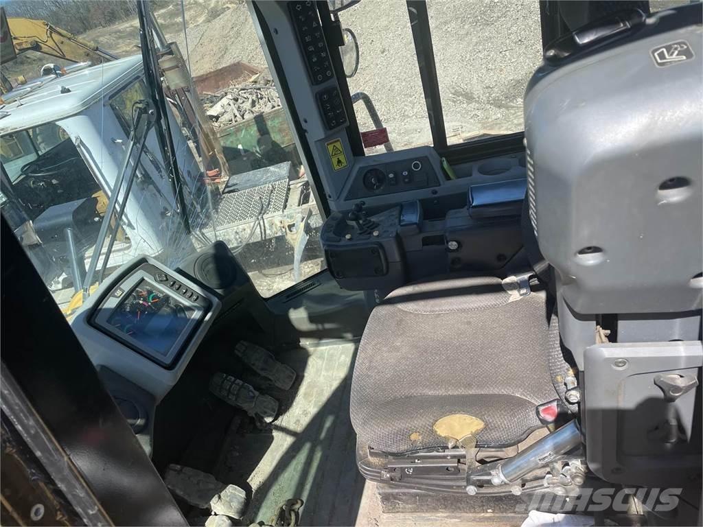 CAT 972K Pyöräkuormaajat
