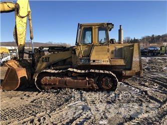 CAT 973 Telakuormaajat