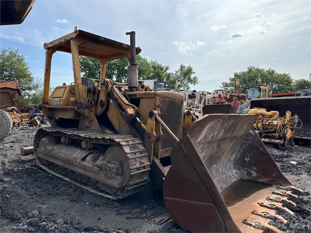CAT 977 Telakuormaajat