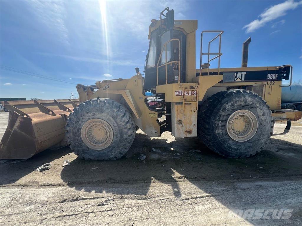 CAT 980F Pyöräkuormaajat