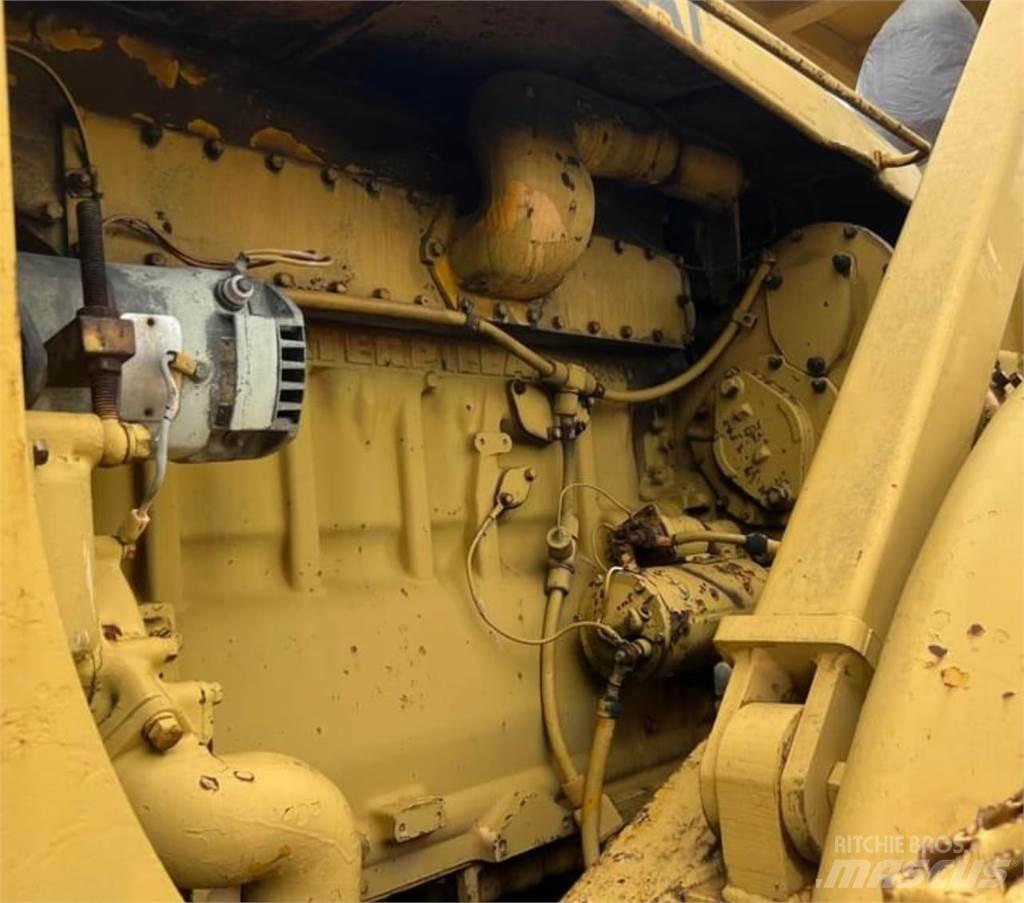 CAT 988 Pyöräkuormaajat