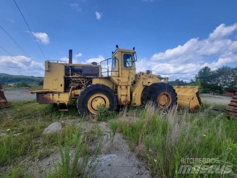 CAT 988B Pyöräkuormaajat