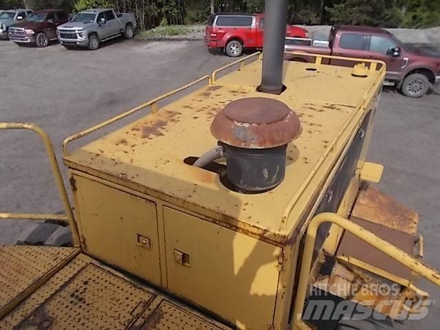 CAT 988B Pyöräkuormaajat