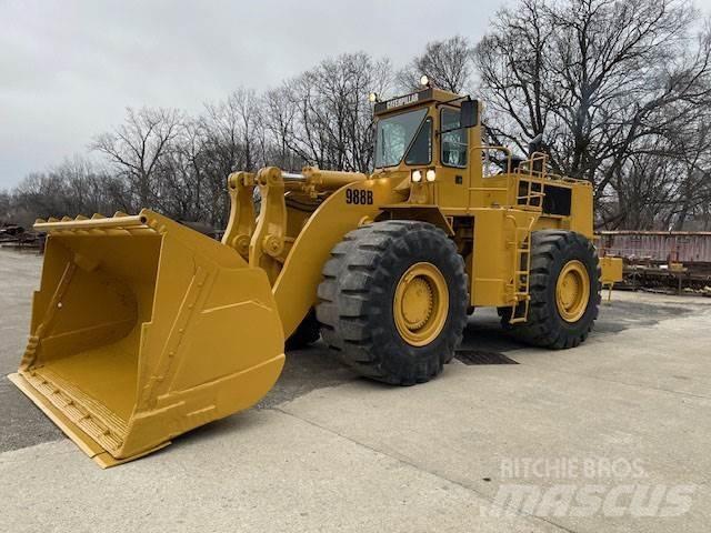 CAT 988B Pyöräkuormaajat