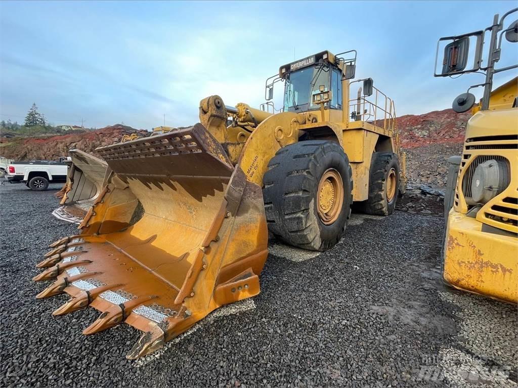 CAT 990 Pyöräkuormaajat