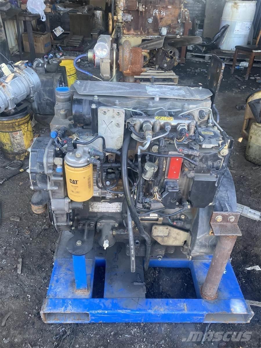 CAT C4.4 Moottorit