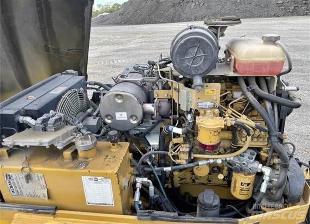 CAT CB34B Yksivalssijyrät