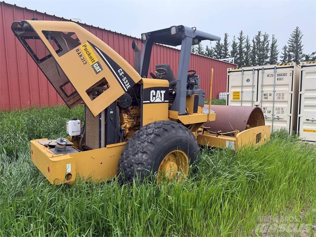 CAT CS533E Yksivalssijyrät