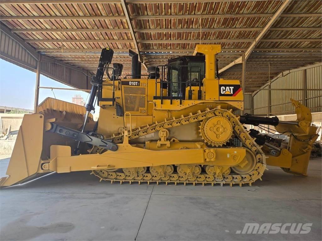 CAT D10T2 Telaketjupuskutraktorit