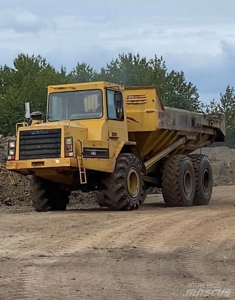CAT D250B Dumpperit