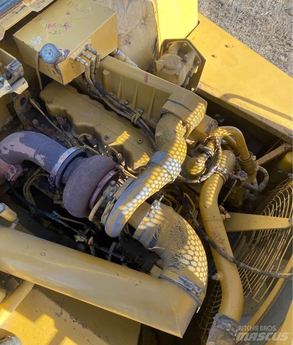 CAT D250B Dumpperit