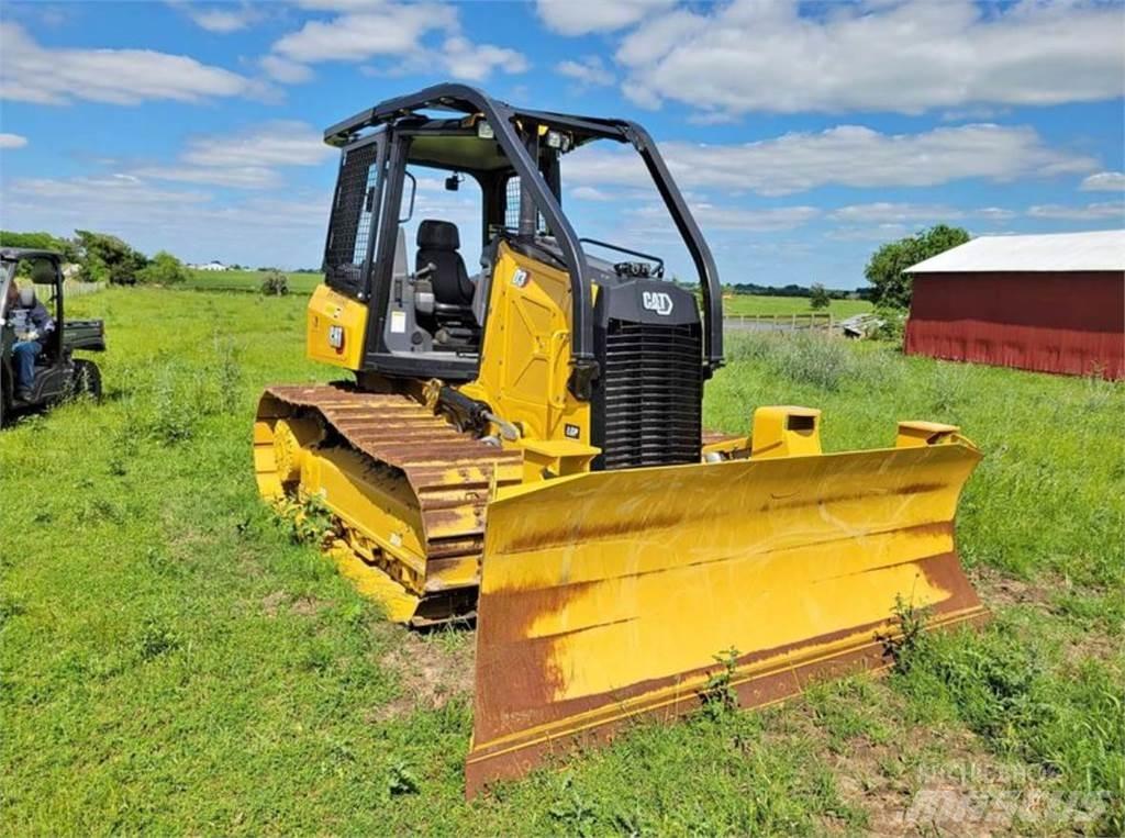 CAT D3 Telaketjupuskutraktorit