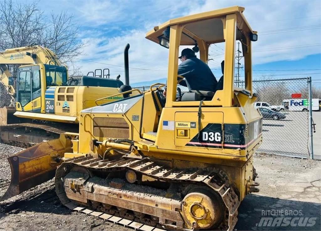 CAT D3G XL Telaketjupuskutraktorit