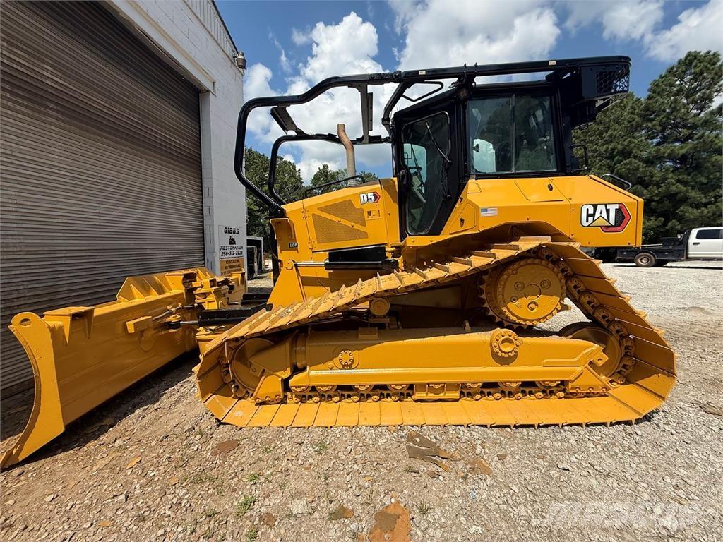 CAT D5 LGP Telaketjupuskutraktorit