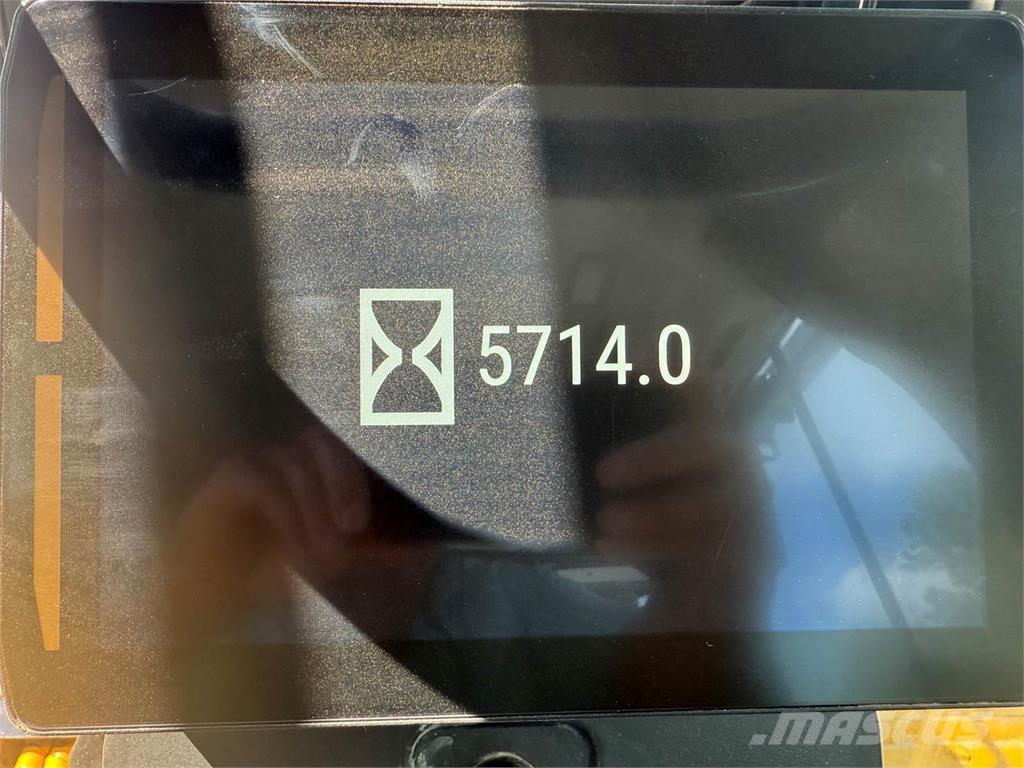 CAT D5 LGP Telaketjupuskutraktorit