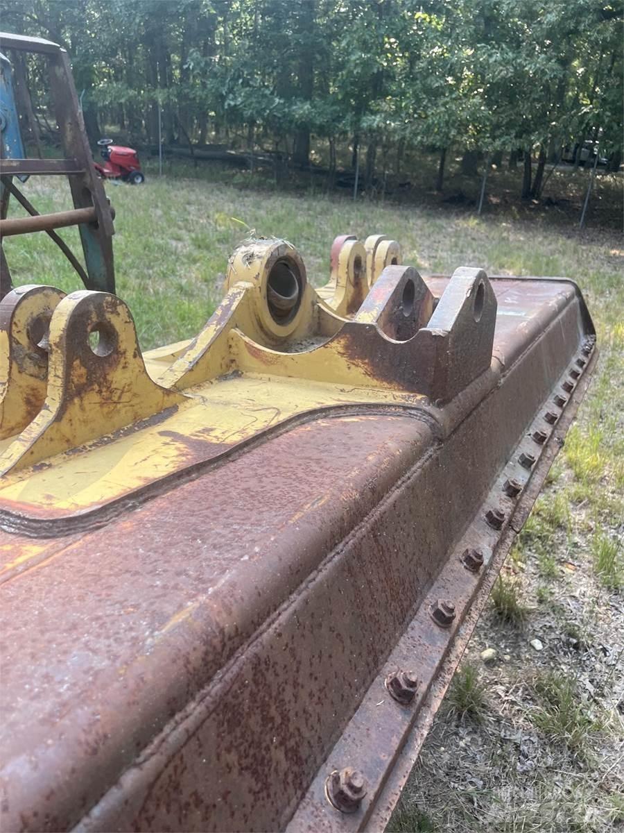 CAT D5K Puskulevyt