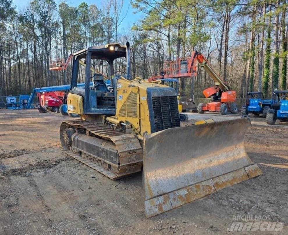 CAT D5K XL Telaketjupuskutraktorit