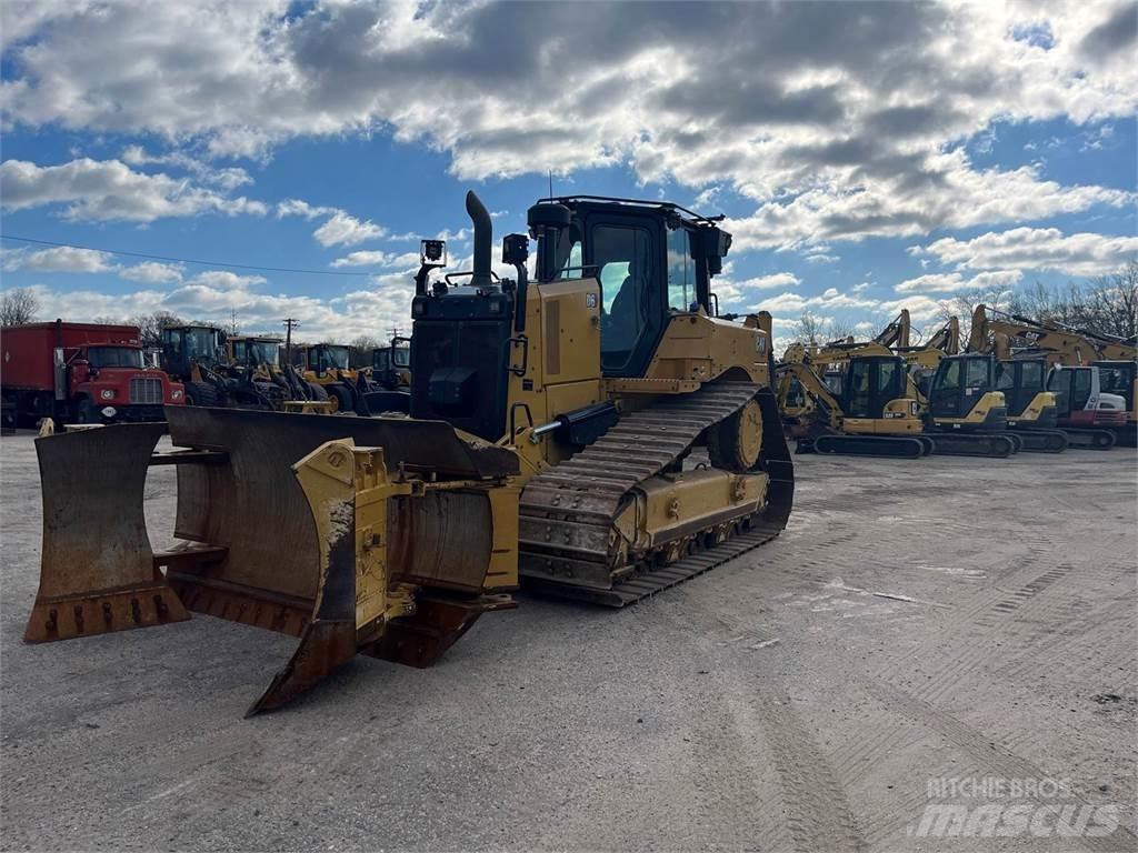 CAT D6 Telaketjupuskutraktorit