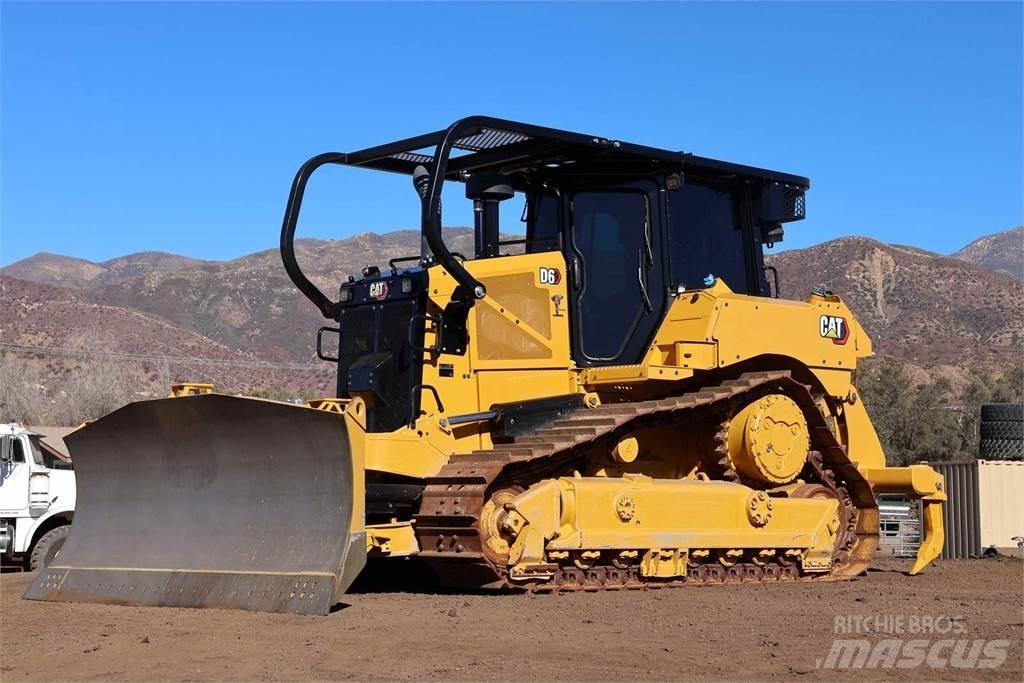 CAT D6 XL Telaketjupuskutraktorit