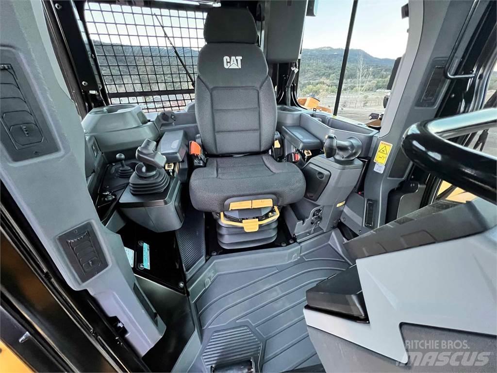CAT D6 XL Telaketjupuskutraktorit