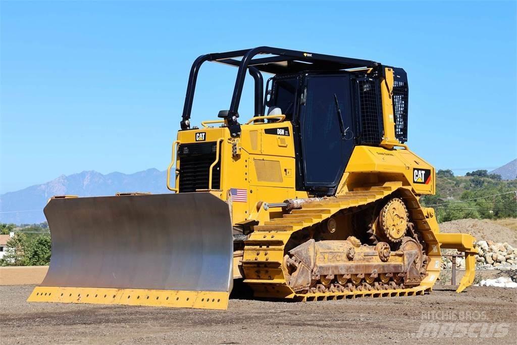 CAT D6N XL Telaketjupuskutraktorit