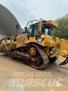 CAT D6T XL Telaketjupuskutraktorit