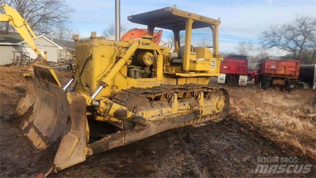 CAT D7F Telaketjupuskutraktorit