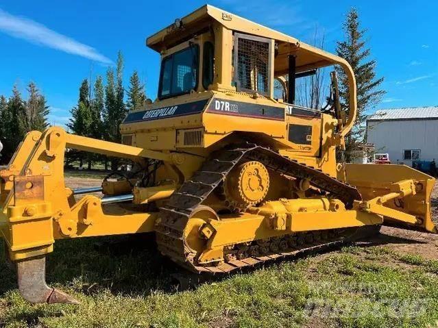 CAT D7R XR Telaketjupuskutraktorit