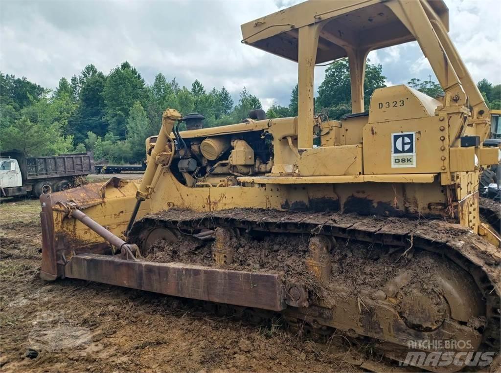 CAT D8K Telaketjupuskutraktorit