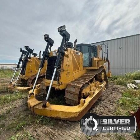 CAT D8T Telaketjupuskutraktorit