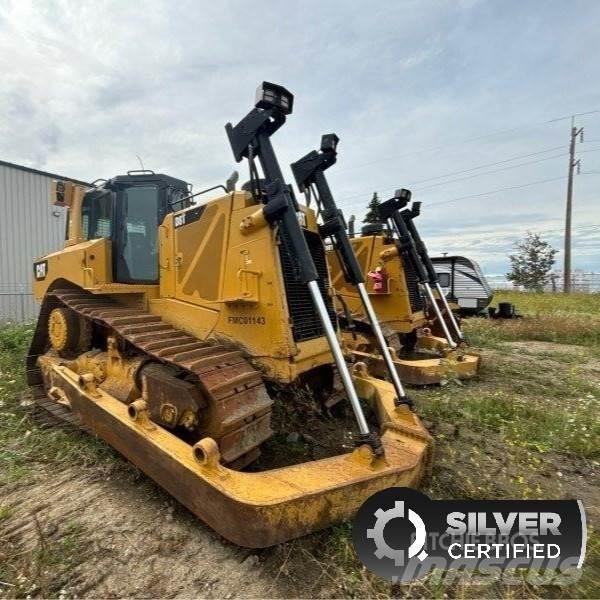 CAT D8T Telaketjupuskutraktorit