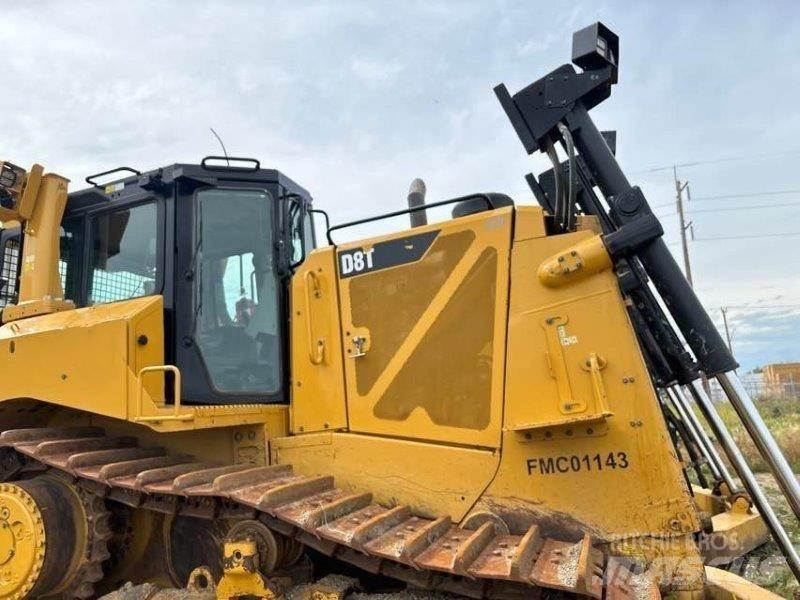 CAT D8T Telaketjupuskutraktorit