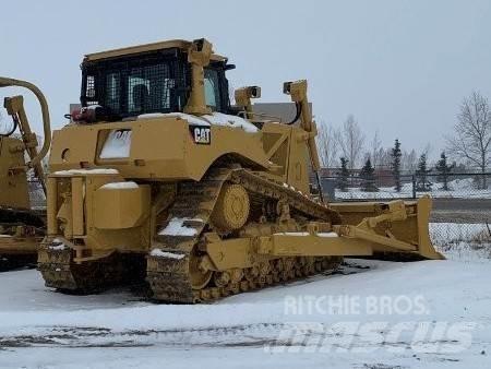 CAT D8T Telaketjupuskutraktorit