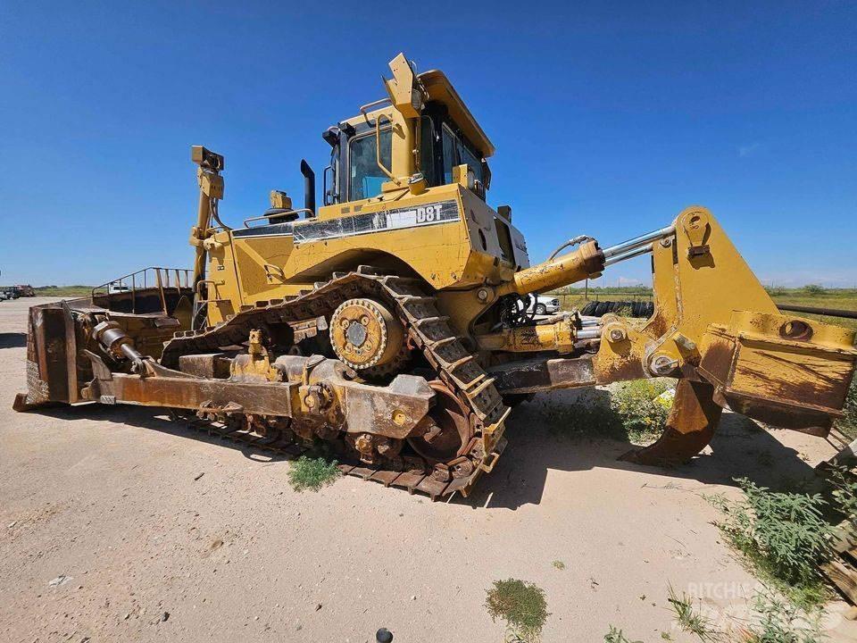 CAT D8T Telaketjupuskutraktorit