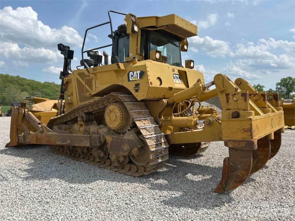 CAT D8T Telaketjupuskutraktorit