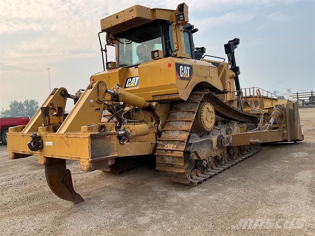 CAT D8T Telaketjupuskutraktorit