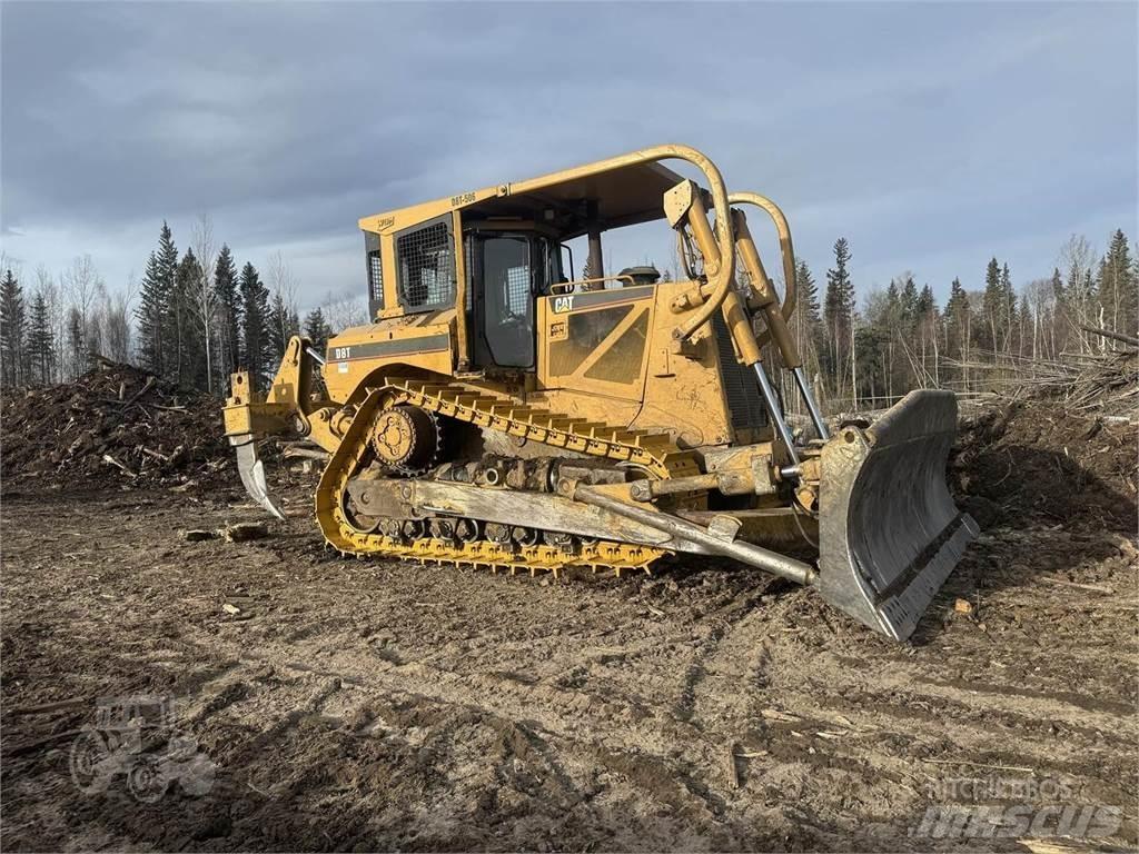 CAT D8T A Telaketjupuskutraktorit