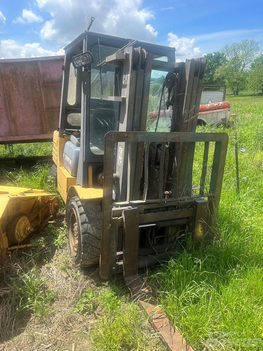 CAT GC60K Muut haarukkatrukit