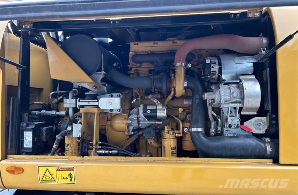 CAT M313D Pyöräkaivukoneet
