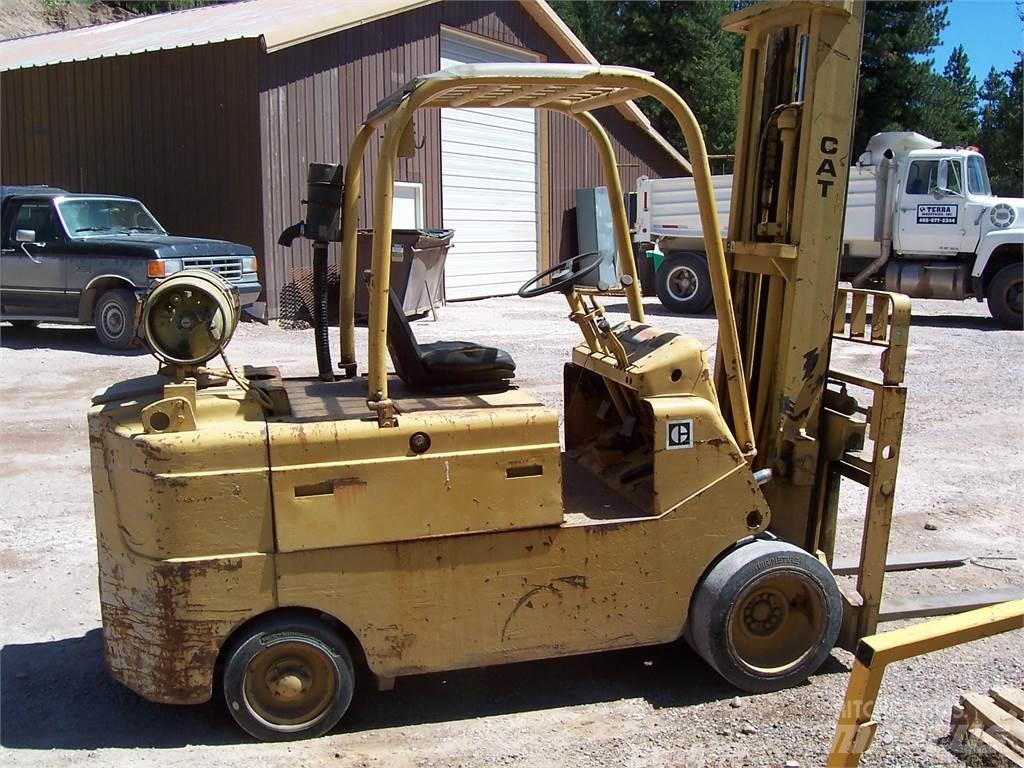 CAT T100C Muut haarukkatrukit