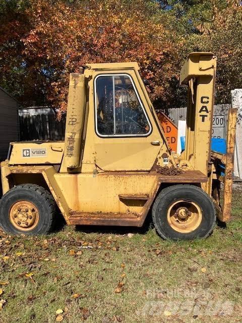 CAT V120 Muut haarukkatrukit