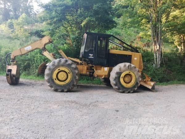  CTR 950B Juontokoneet