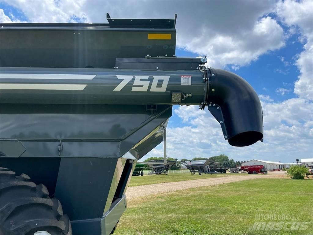 Demco 750 Viljavaunut