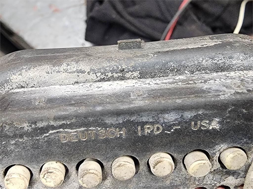  DEUT Sähkö ja elektroniikka