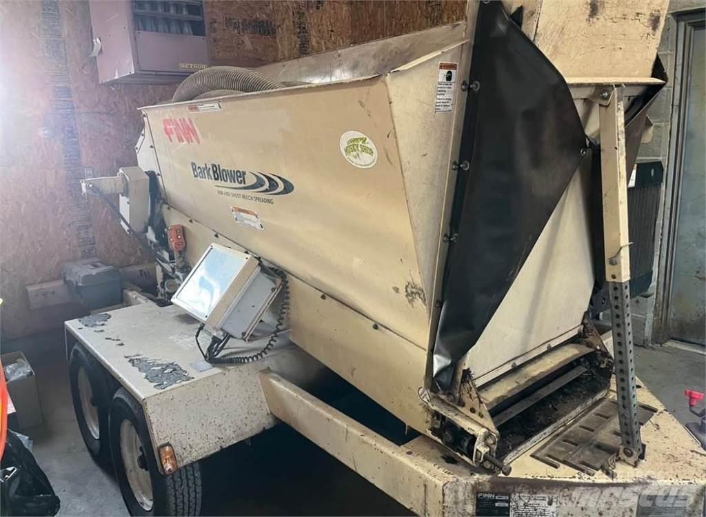 Finn BB302 Tienhoitoautot